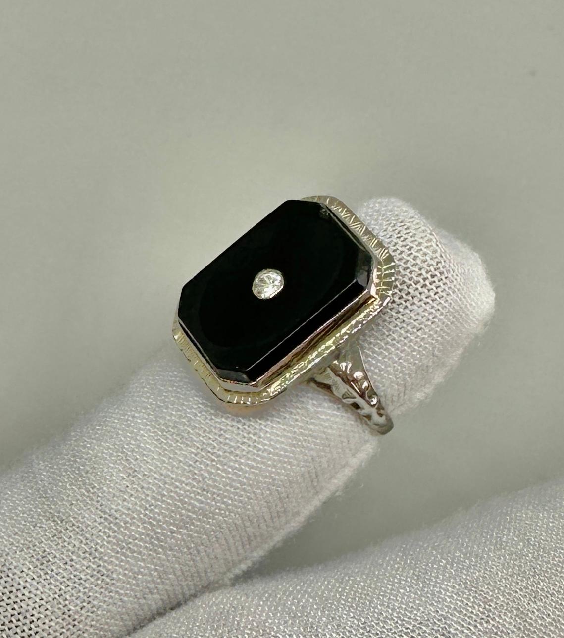 Art Deco Old Mine Cut Diamond Black Onyx Ring Edwardian White Gold Wedding For Sale 3