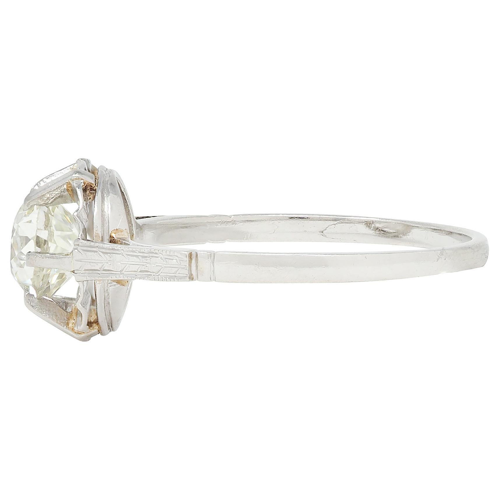 Art Deco Old Mine Cut Diamond Platinum Vintage Belcher Solitaire Verlobungsring im Zustand „Hervorragend“ im Angebot in Philadelphia, PA