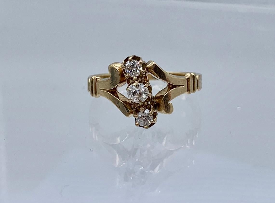 Art Deco Old Mine Cut Diamond Ring 14 Karat Gold Wedding Engagement Ring Antique For Sale 2