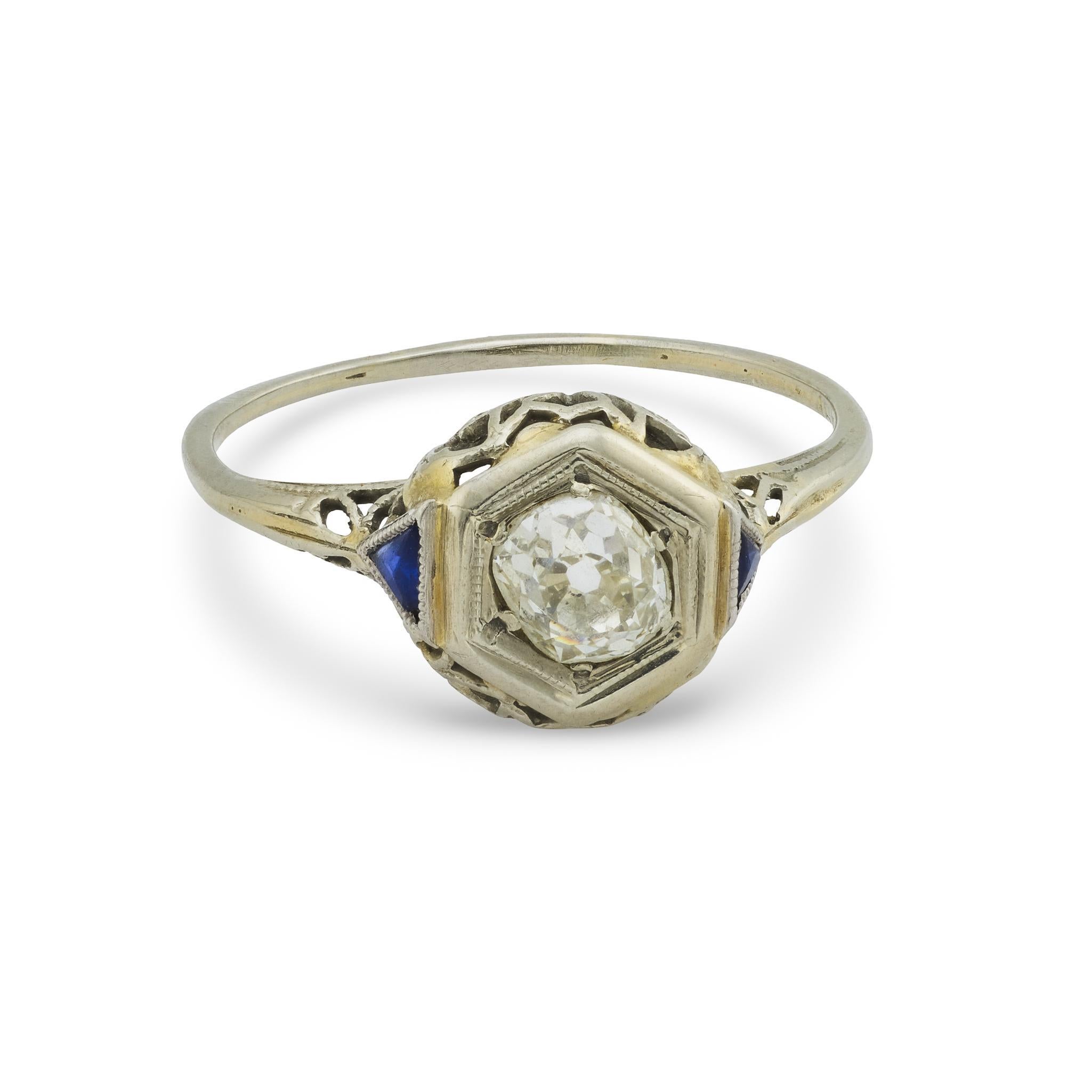 Art Déco Anello di fidanzamento Art Deco in oro bianco 18 carati con zaffiro e diamante taglio old mine in vendita