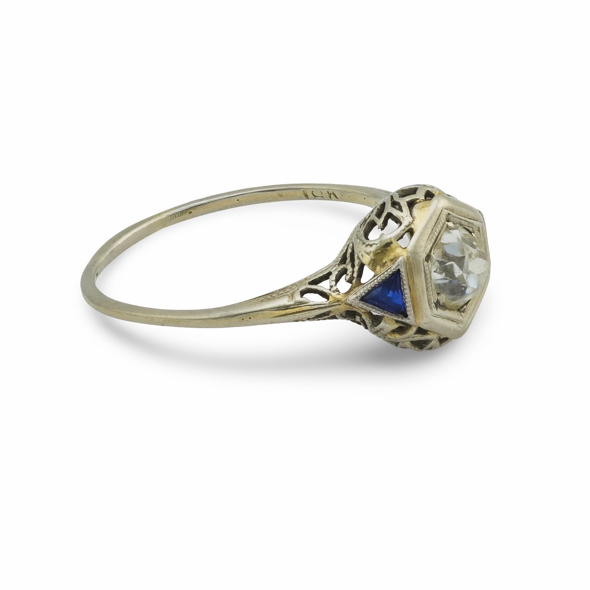 Anello di fidanzamento Art Deco in oro bianco 18 carati con zaffiro e diamante taglio old mine In condizioni buone in vendita a Beverly Hills, CA