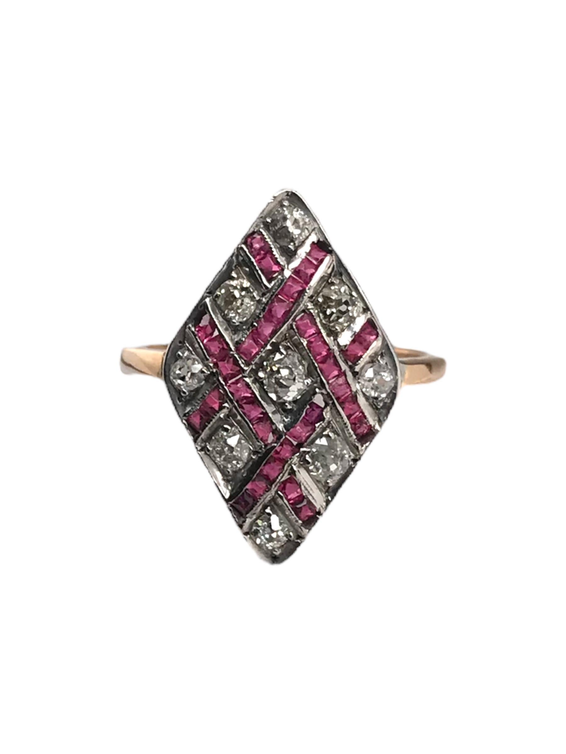 Art Deco Old Mine Cut & Ruby Cocktail Ring 18K Gold In Good Condition For Sale In Montgomery, AL
