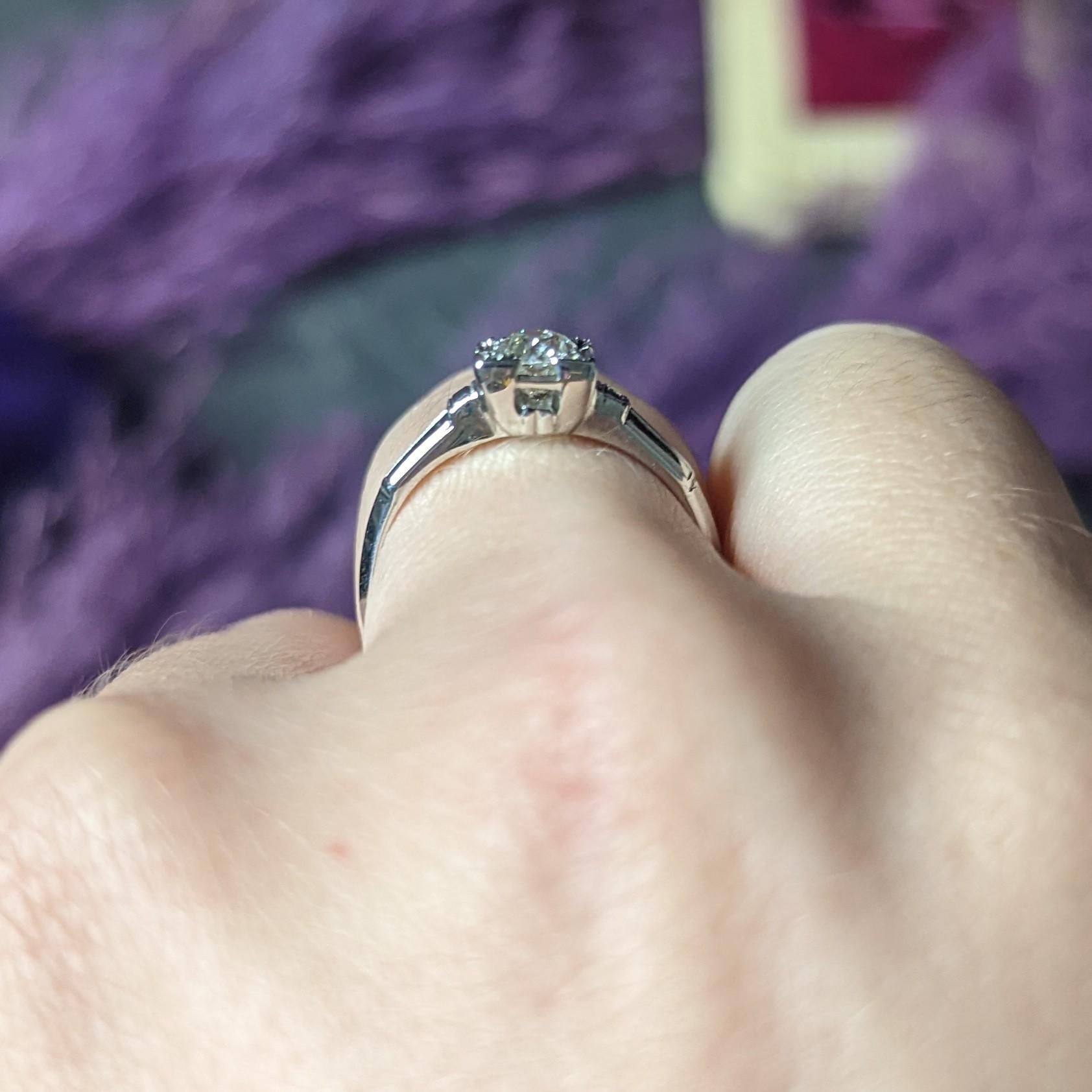 Art Deco Old Mine Diamond 18 Karat White Gold Engagement Ring 8