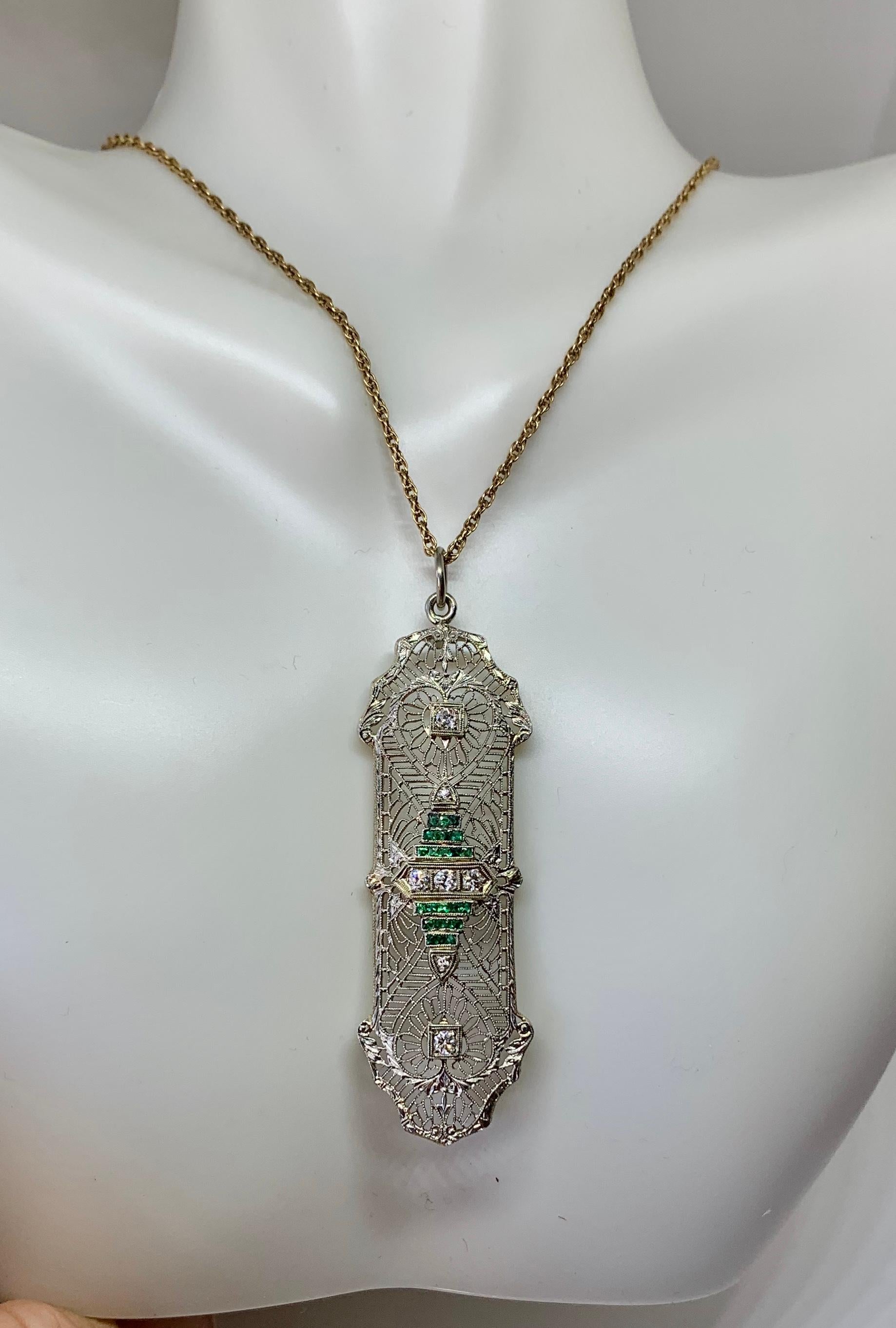 emerald art deco necklace