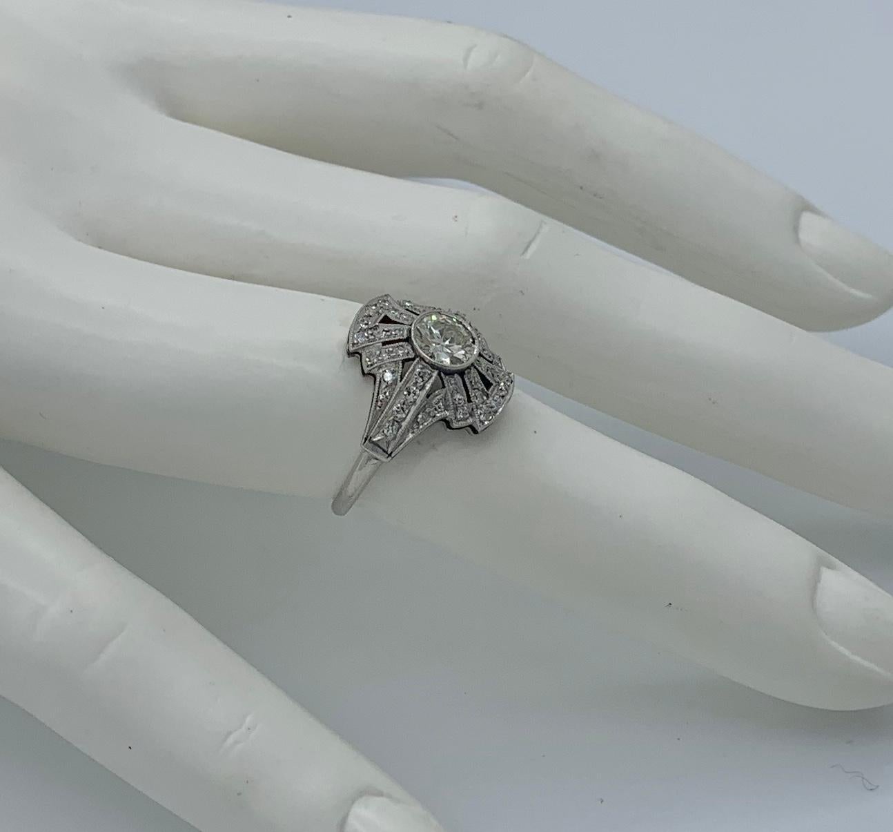 Art Deco Old Mine Diamond Platinum Ring Wedding Engagement Ring Cocktail For Sale 2