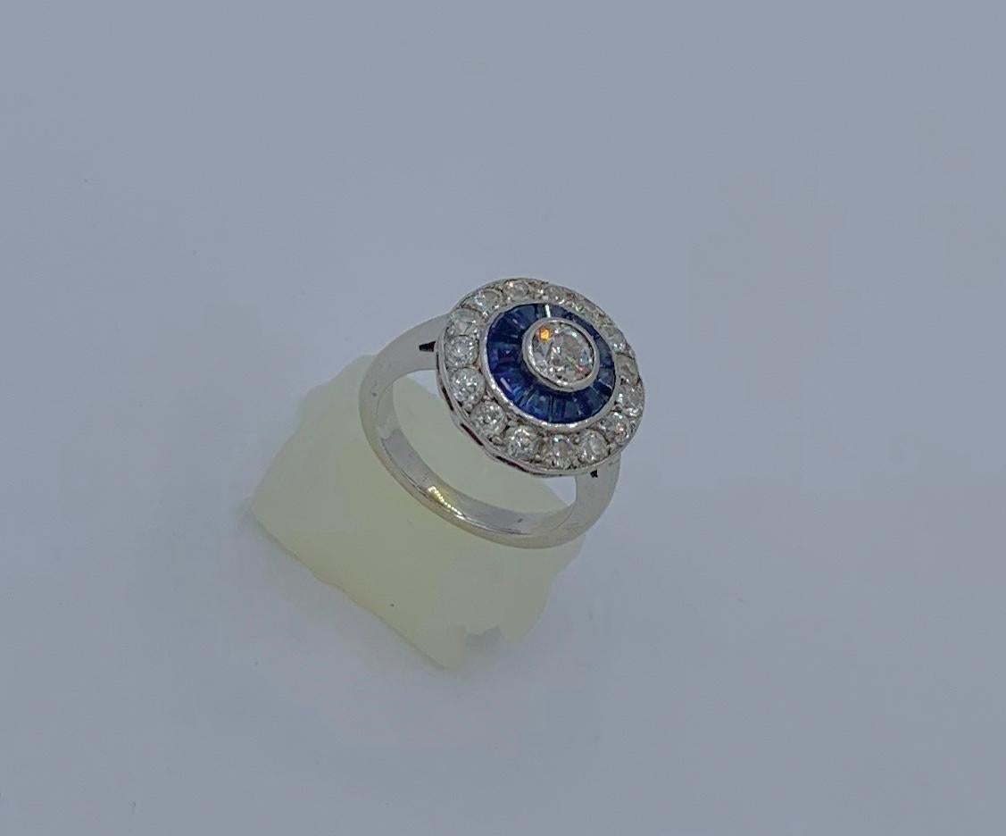 Art Deco Old Mine Diamond Sapphire Platinum Ring Wedding Engagement Target Ring In Good Condition In New York, NY