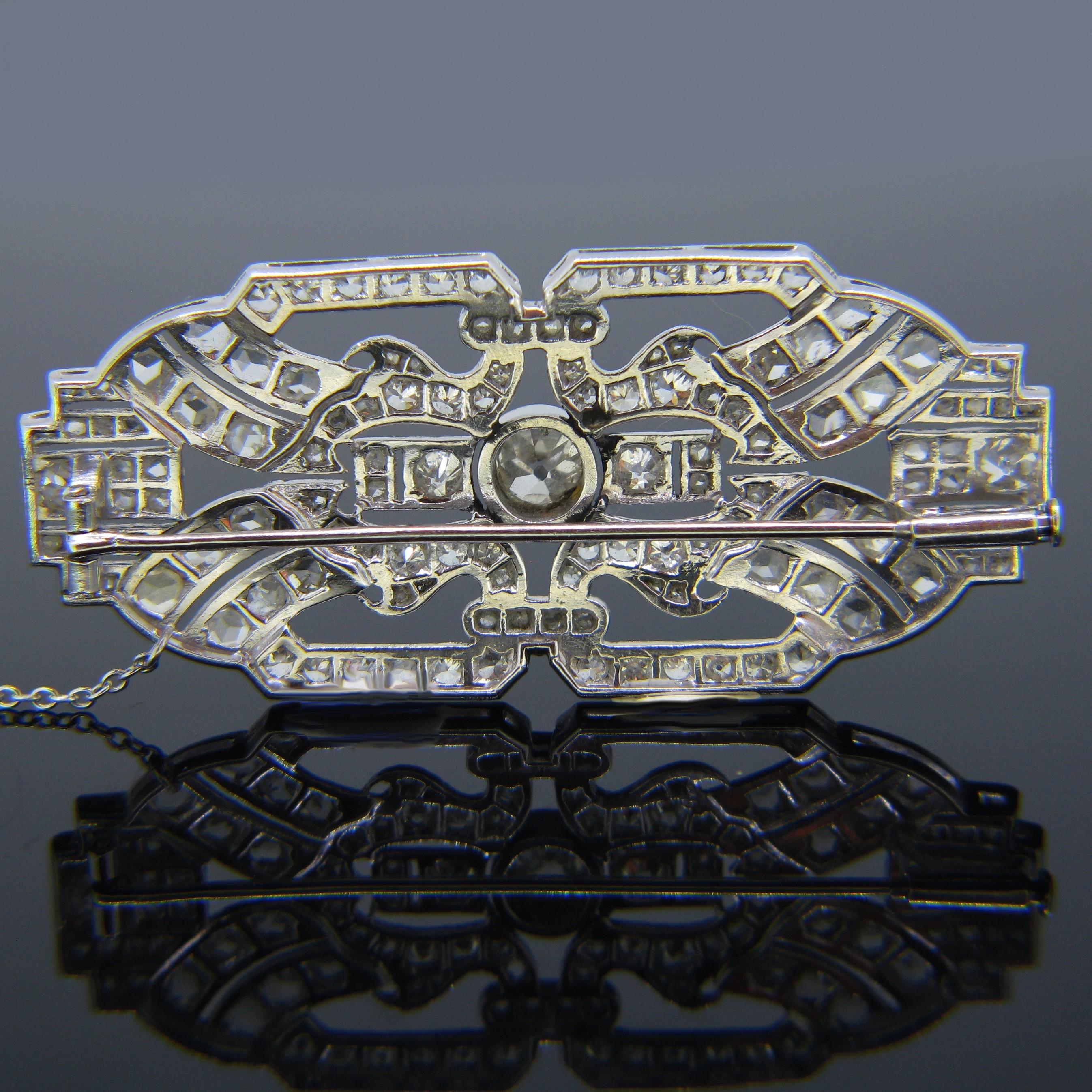 Women's or Men's Art Deco Old Mine Rose Cut Diamond Platinum Brooch