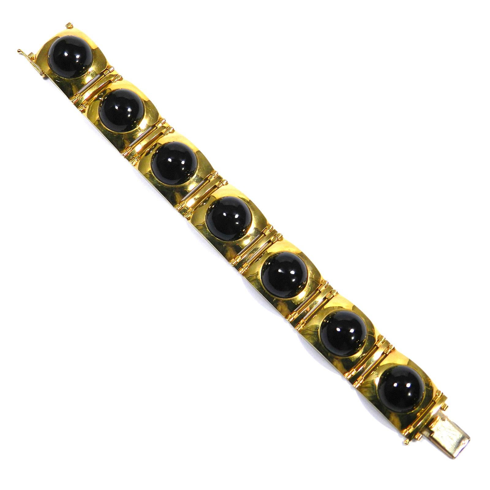 Cabochon Art Deco Onyx 18 Karat Yellow Gold Link Bracelet
