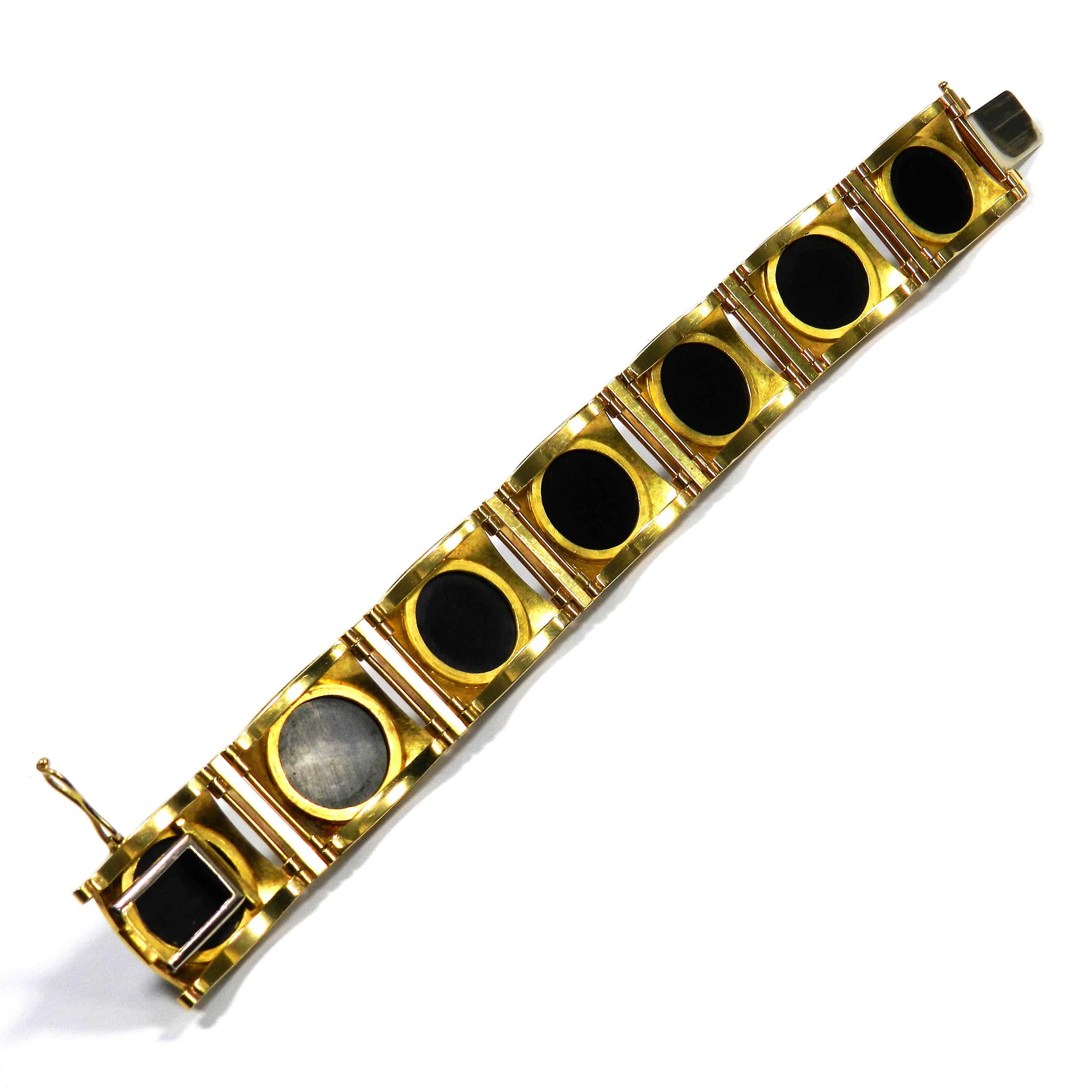 Women's Art Deco Onyx 18 Karat Yellow Gold Link Bracelet