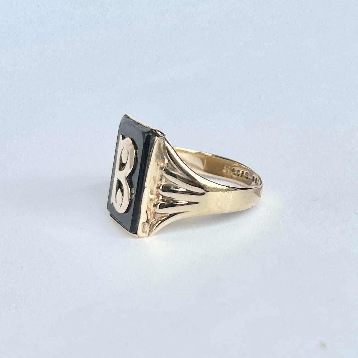 Women's or Men's Art Deco Onyx and 9 Carat Gold Initial Ring For Sale