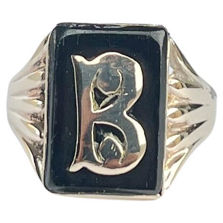 Art Deco Onyx and 9 Carat Gold Initial Ring For Sale