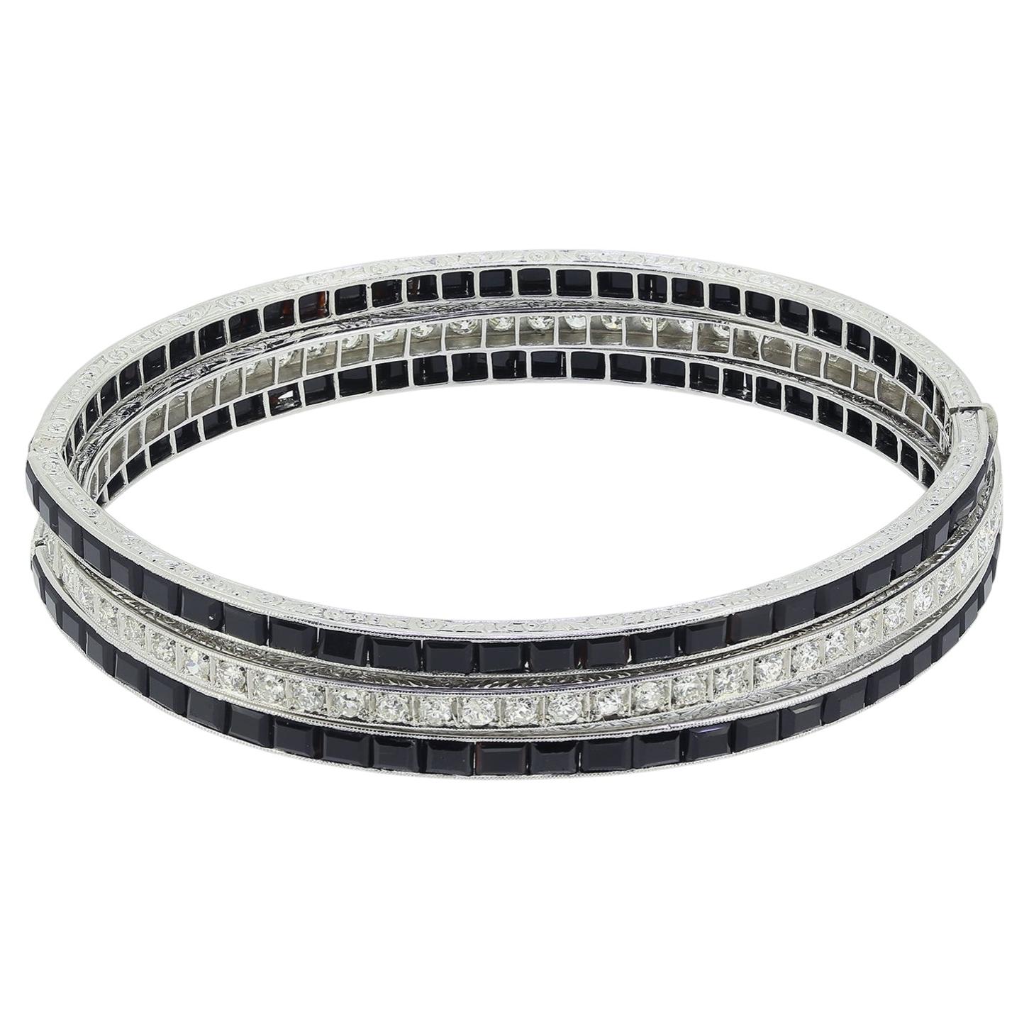 Set di bracciali Art Déco in onice e diamanti in vendita