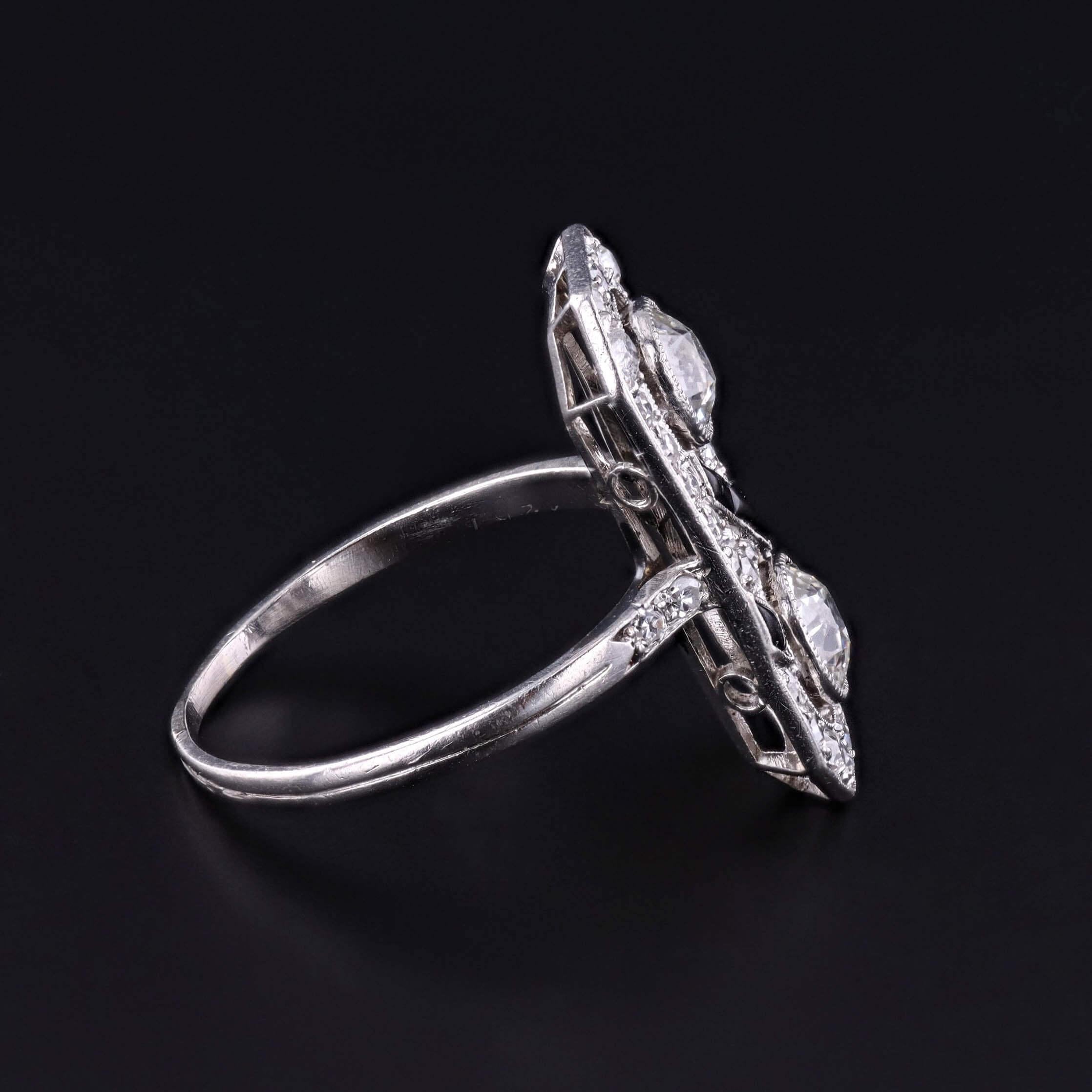 Art déco Art Deco Onyx and Diamond Ring of Platinum en vente