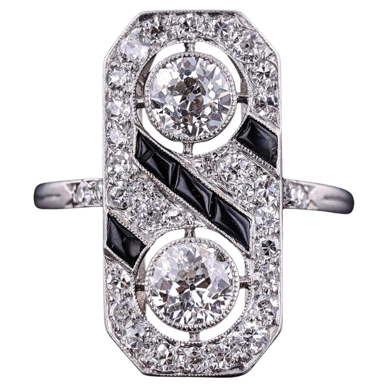 Art Deco Onyx and Diamond Ring of Platinum