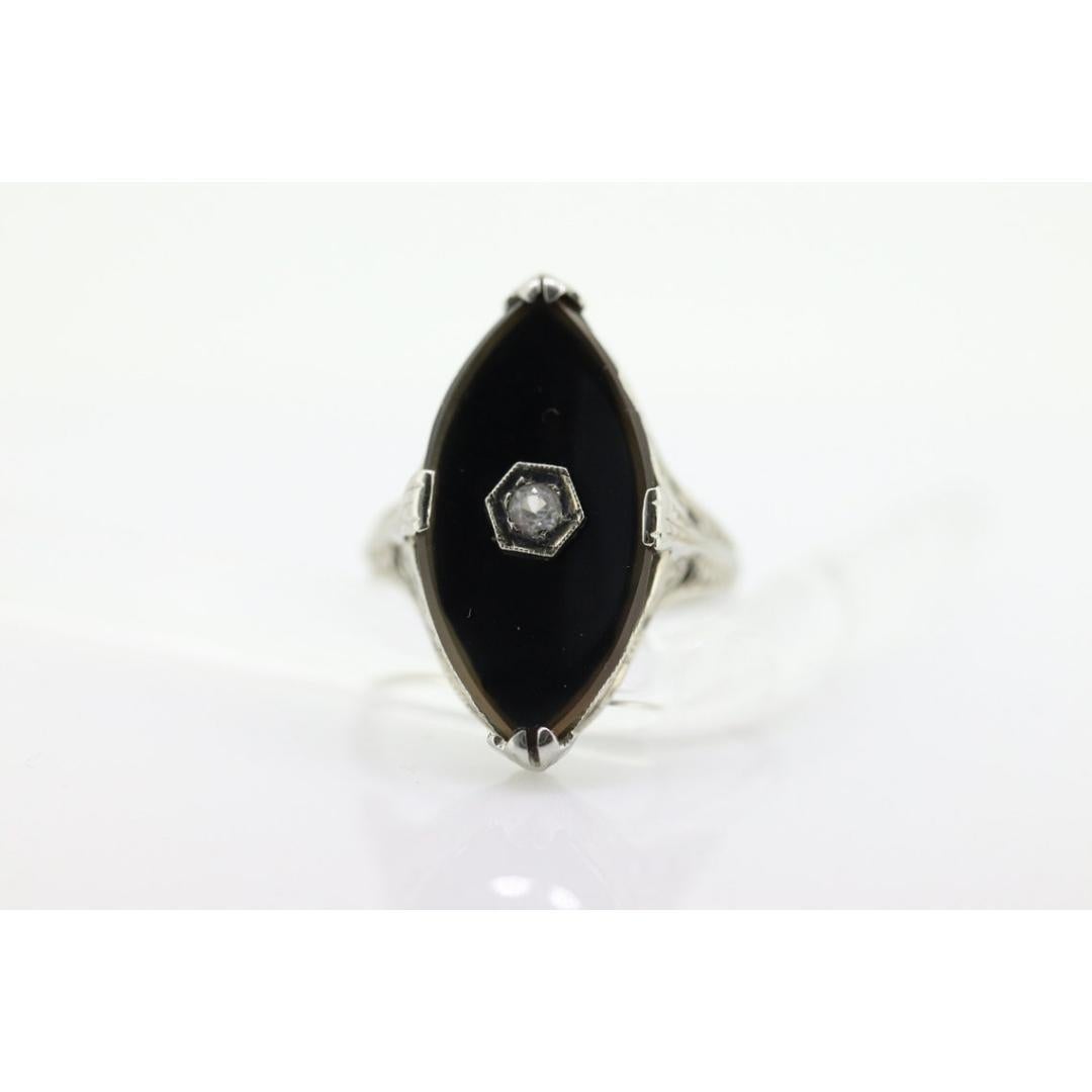 Art Deco Onyx and Sapphire Ring. 14k Filigree White Gold Marquise Onyx and White For Sale 5