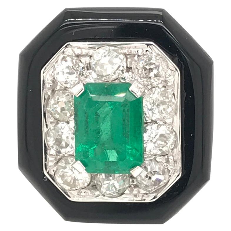 Art Deco Onyx Colombian Emerald Diamond Gold Ring