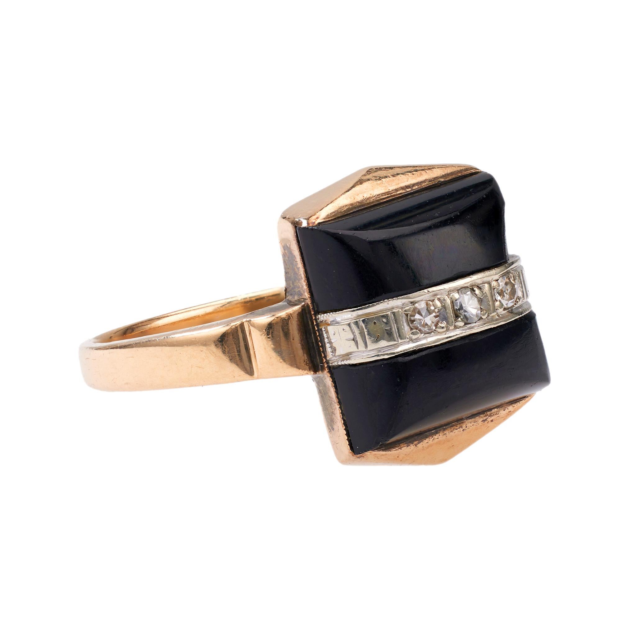Women's or Men's Art Deco Onyx Diamond 14k Yellow Gold Ring
