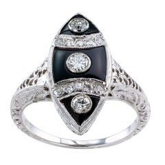 Vintage Art Deco Onyx Diamond Gold Ring