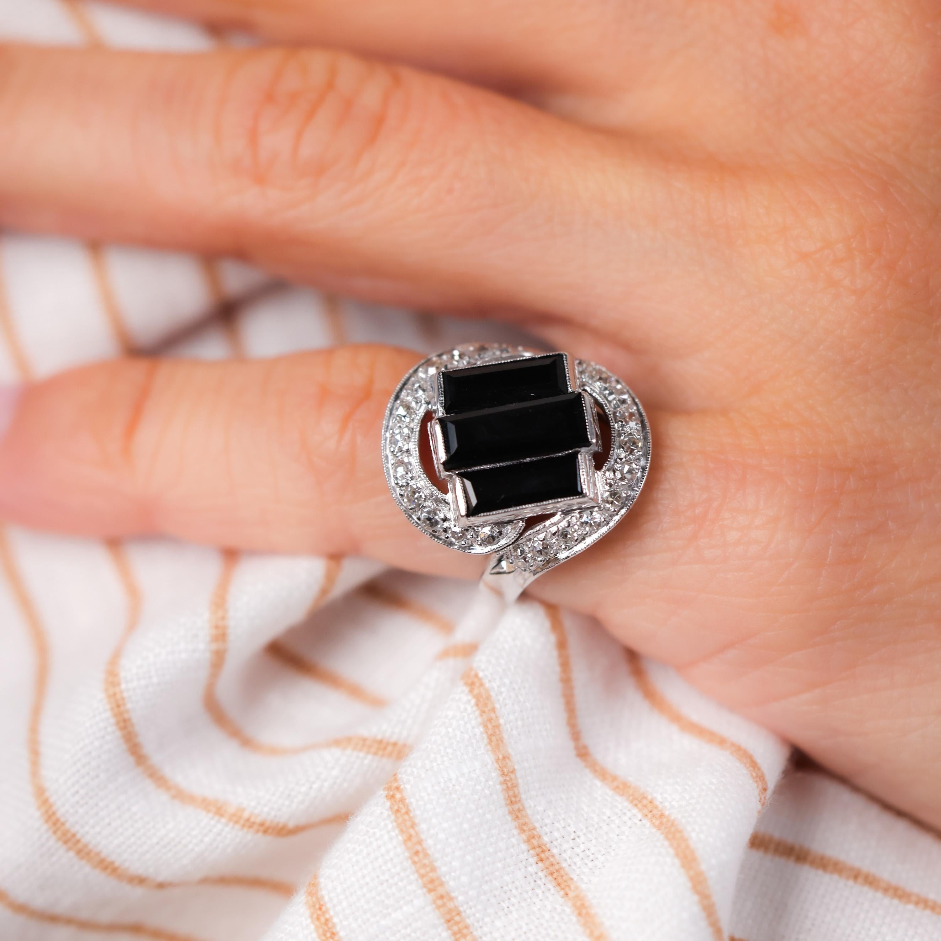 Art Deco Onyx Diamond Platinum Three Stone Ring In Excellent Condition In Beverly Hills, CA