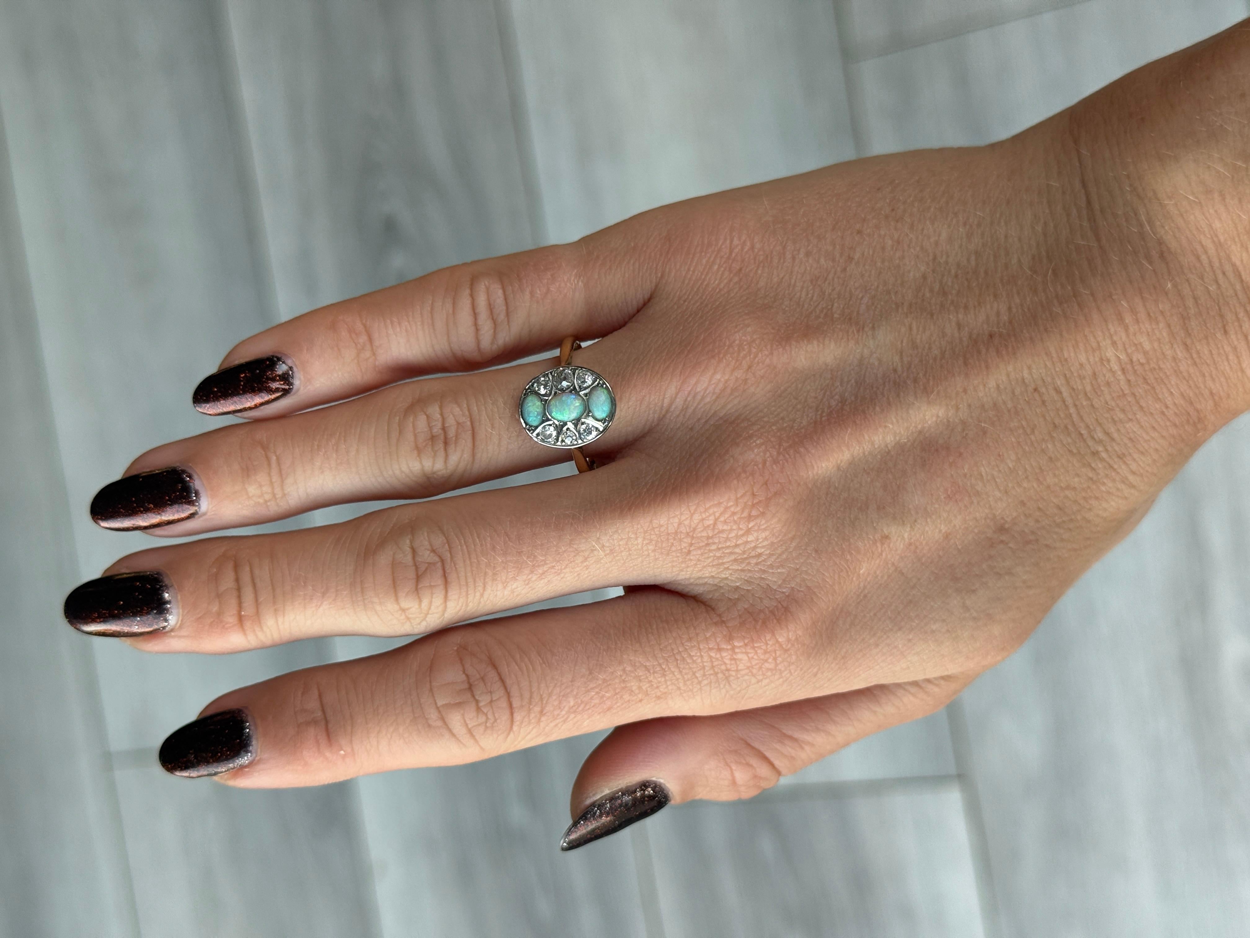 Anello da cocktail in oro 18 carati con opale e diamanti Art Deco In condizioni buone in vendita a Chipping Campden, GB