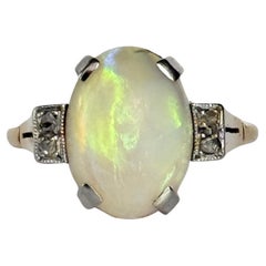 Anello da cocktail in oro 9 carati con opale e diamanti Art Deco