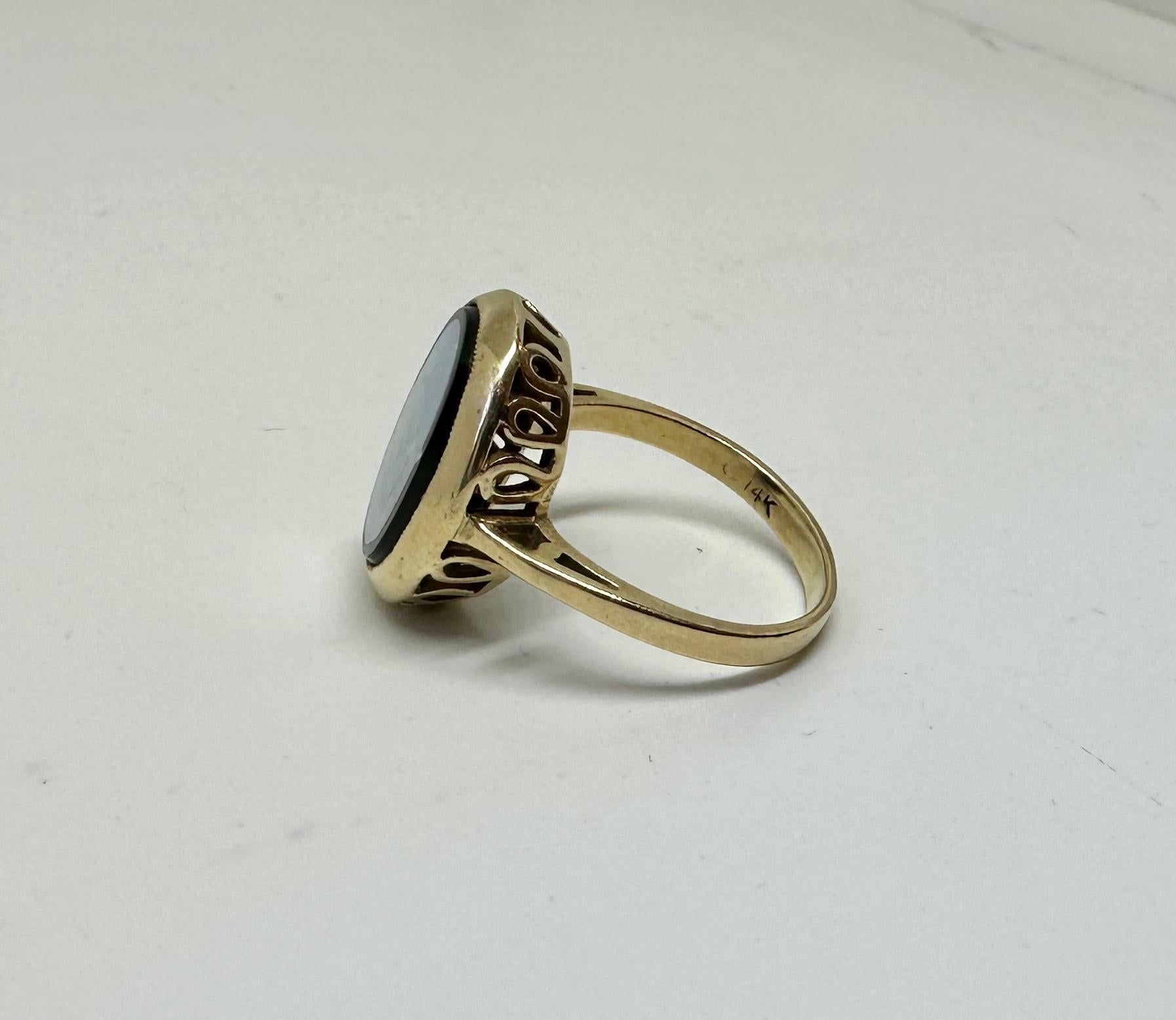 Arte Antiques Bague Opale Onyx Noir 14 Karat Gold Antique en vente 2