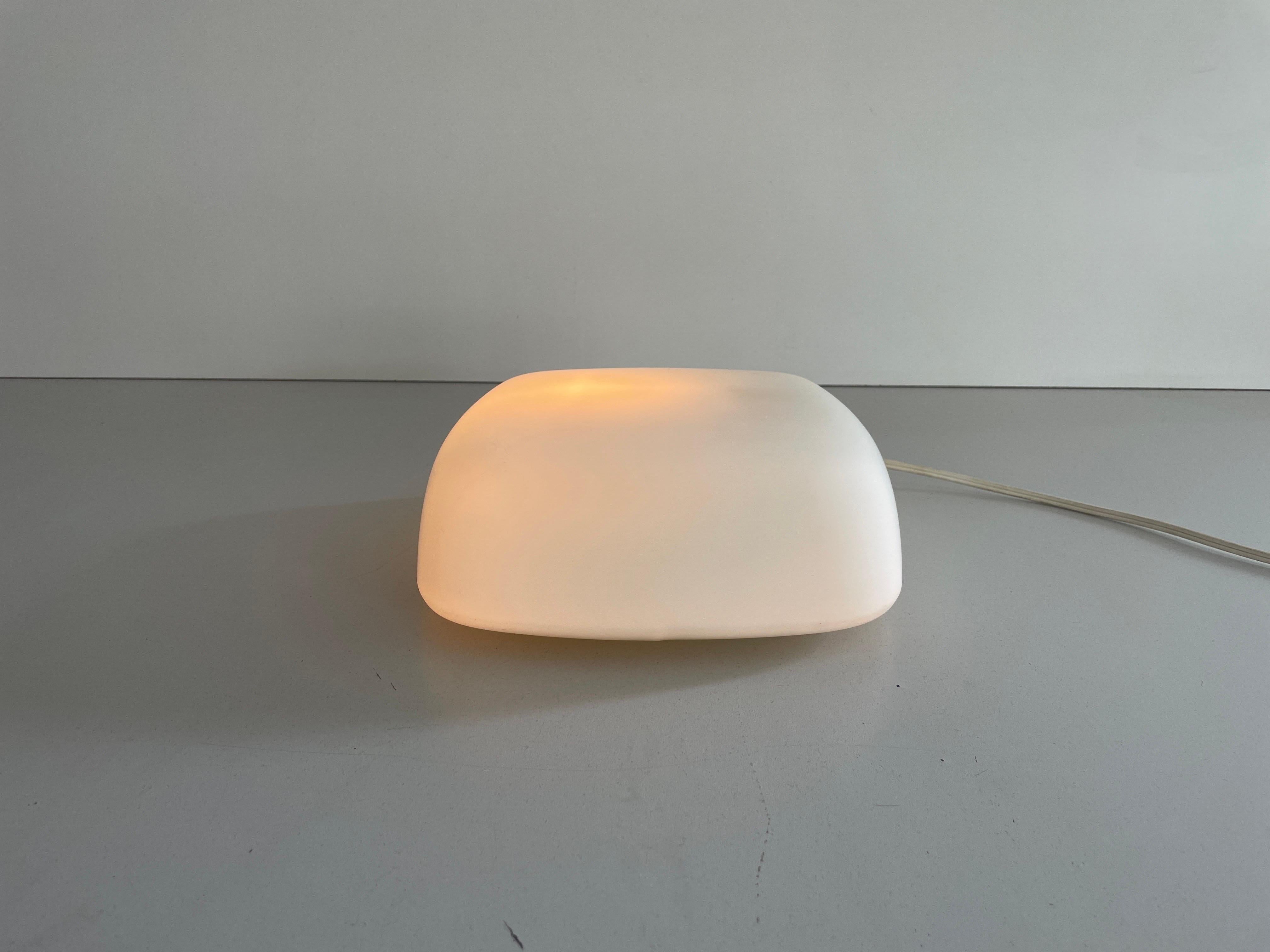 Lampada da incasso in vetro opalino Art Deco, anni '60, Italia in vendita 3