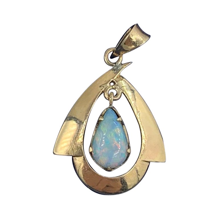 Art Deco Opal Anhänger Halskette Gold Nachlassschmuck