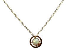 Ciondolo Opale Art Deco a bastoncino in oro giallo antico originale del 1920