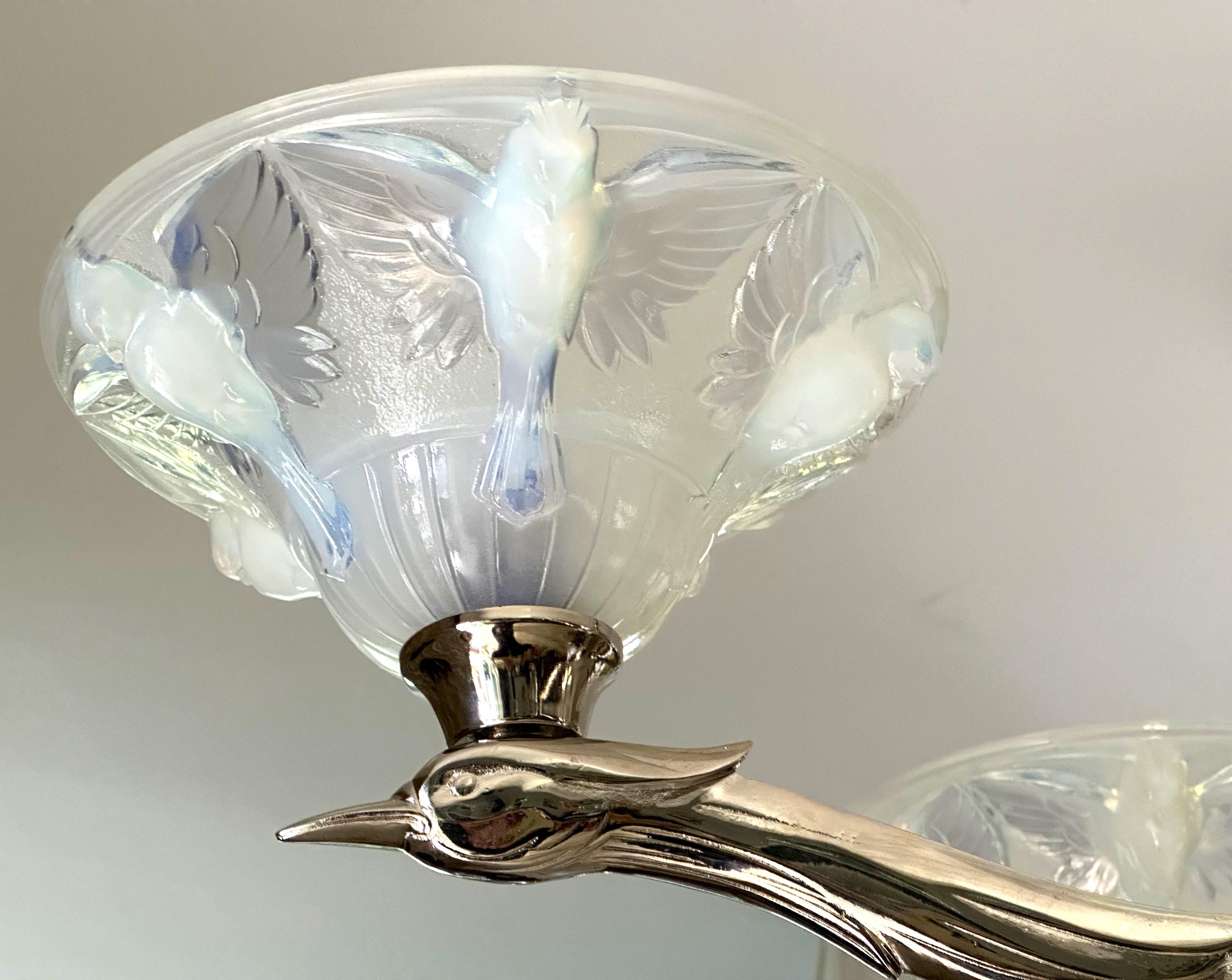 Mid-20th Century Art Deco Opalescent Chandelier by Boris Lacroix, France 1935 For Sale