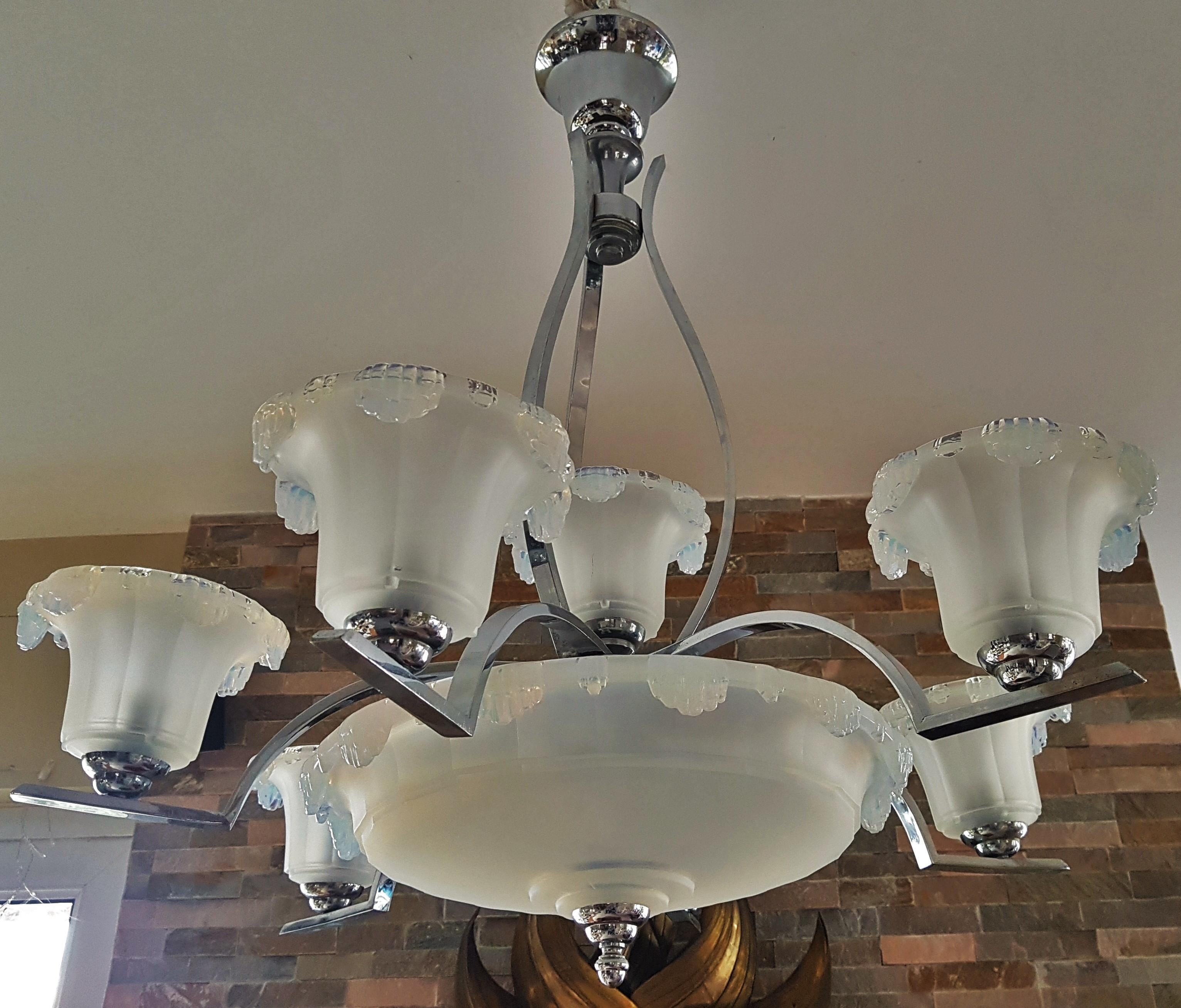 Art Deco Opalescent Glass and Chrome Chandelier by Ezan & Petitot, France 1930s For Sale 12