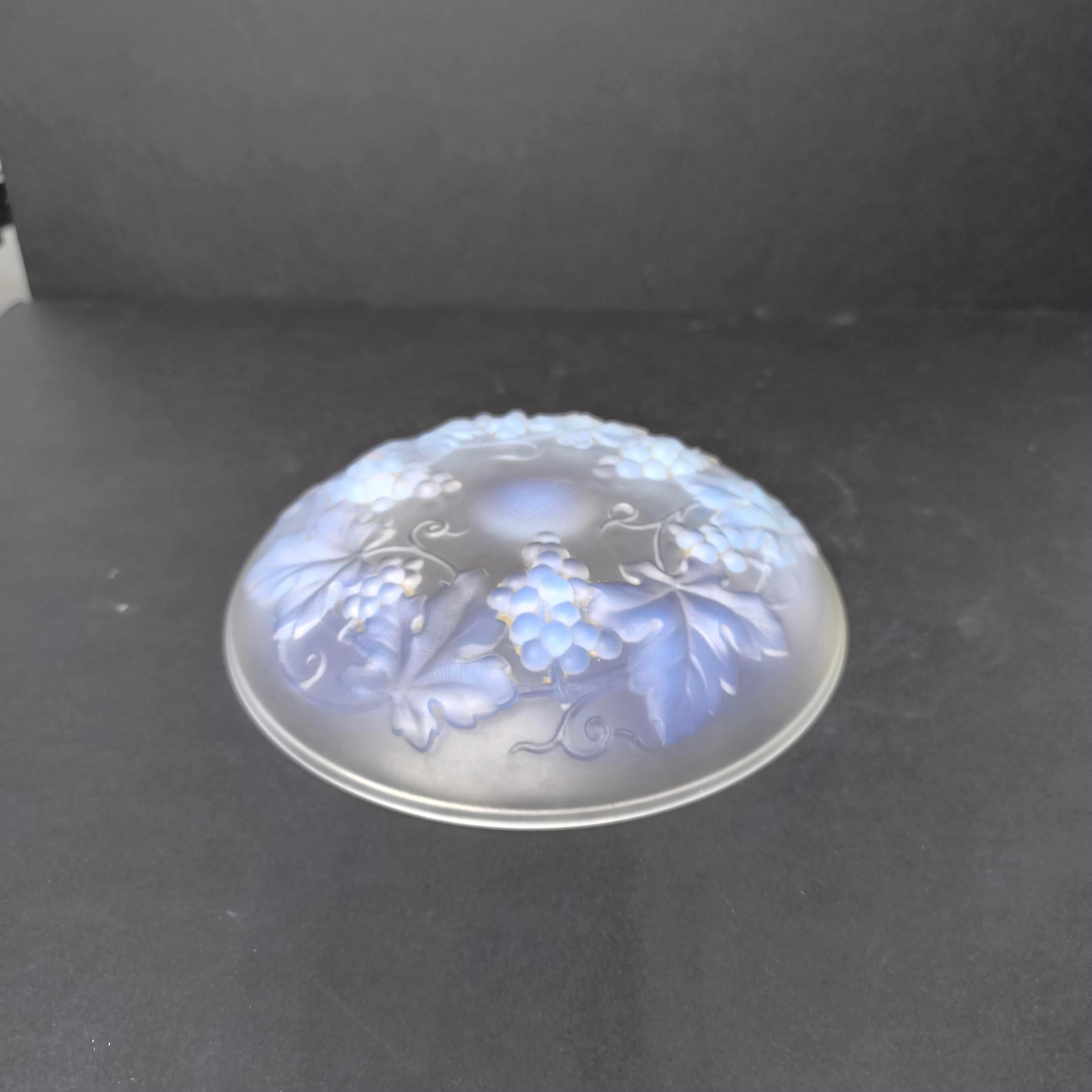 Art Deco Opalescent Glass Bowl, Coupe with Grapes, France 1930s For Sale 12