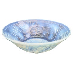 Coupe décorative Art Déco en verre opalescent par Jobling, 1930