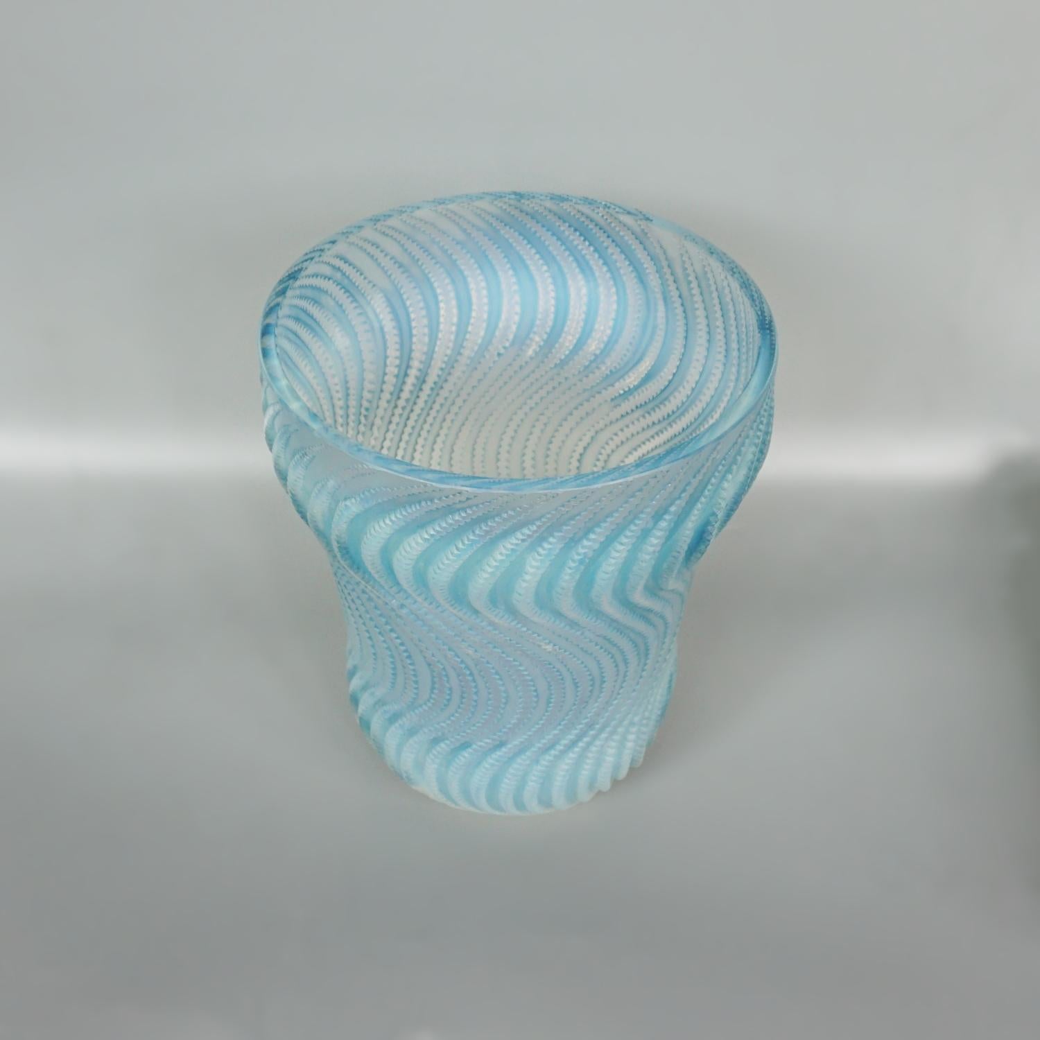 Art Deco Opalescent Glass Vase 'Actinia' by René Lalique 2
