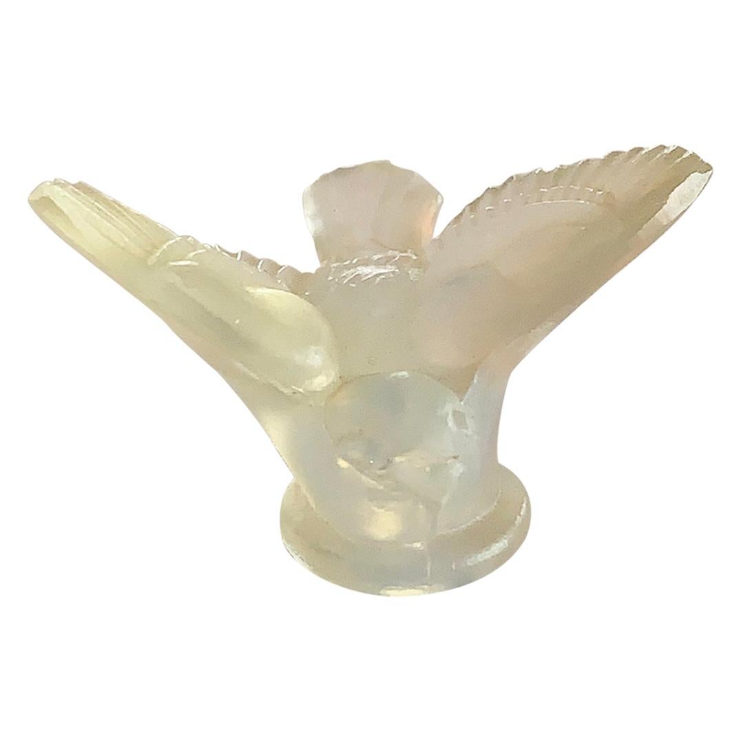 Art Deco Opalescent Sabino Art Glass Figurine of a Miniature Bird, a Sparrow For Sale