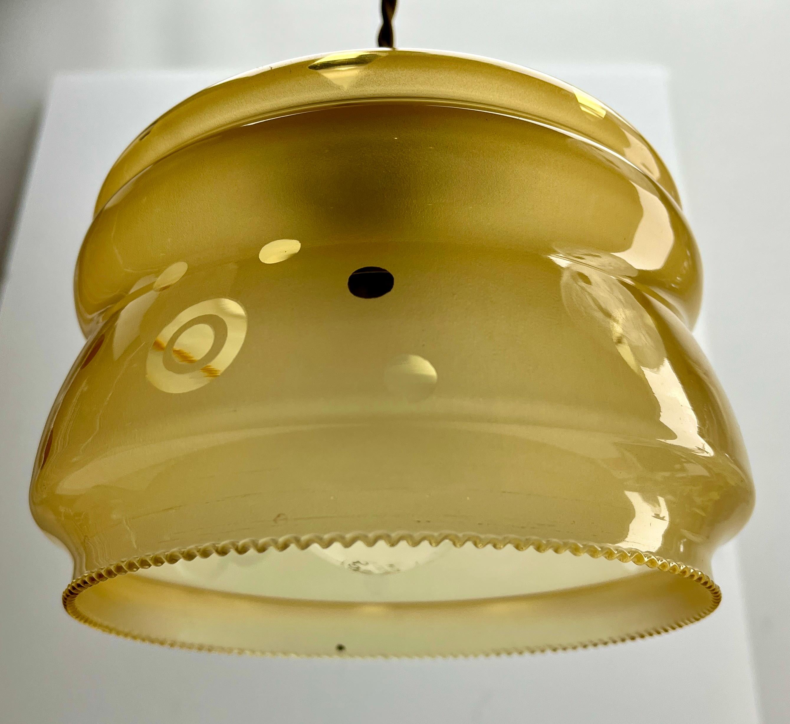 Art-Déco-Deckenleuchte aus Opal, Scailmont, belgischer collord-Glasschirm, 1930er Jahre im Angebot 2