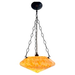 Art-Déco-Deckenleuchte aus Opal, Scailmont, belgischer collord-Glasschirm, 1930er Jahre