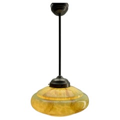 Art-Déco-Deckenleuchte aus Opal, Scailmont, belgischer collord-Glasschirm, 1930er Jahre