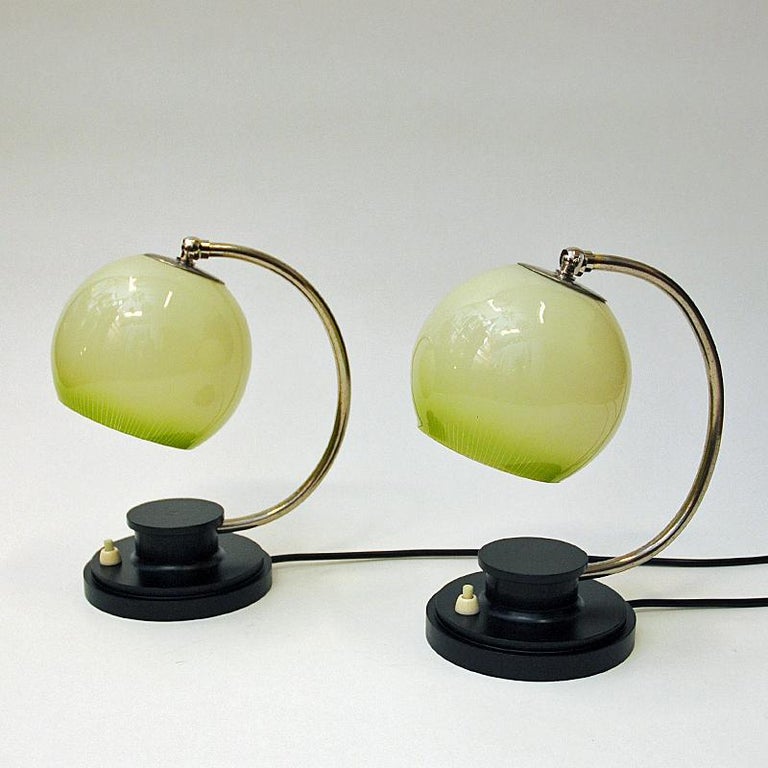 Art Deco Opaline Glass Pair of Globe Shaped Table Lamps, 1940s For Sale