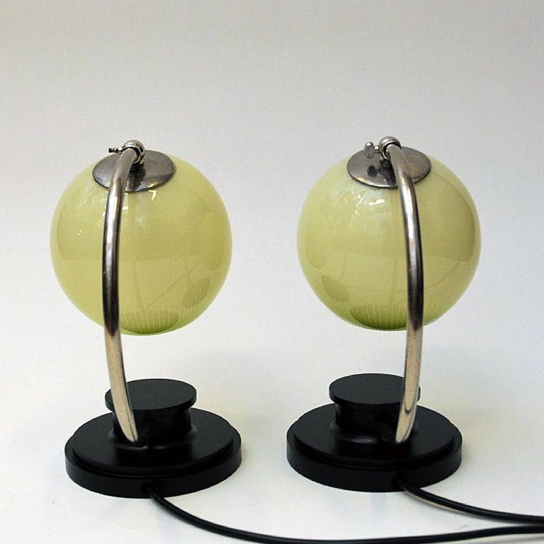 Art Deco Opaline Glass Pair of Globe Shaped Table Lamps, 1940s For Sale