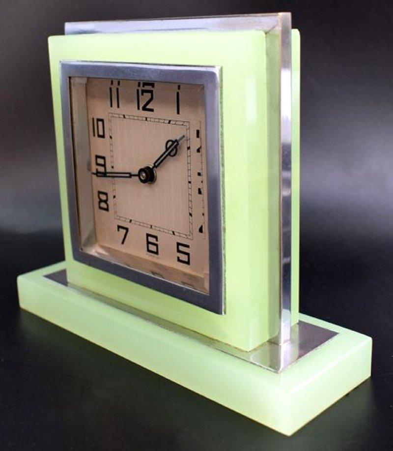 Art Deco Opaline Uranium Glass & Chrome Clock, c1930 For Sale 1