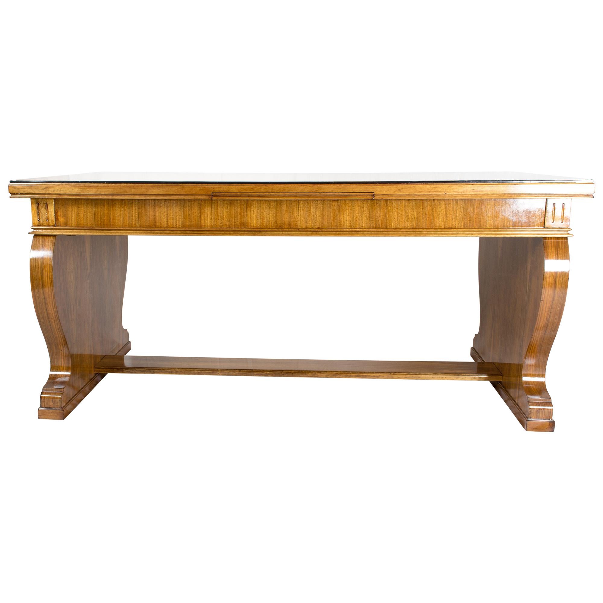 Art Deco or Art Nouveau Walnut Writing Desk In Good Condition For Sale In Darmstadt, DE