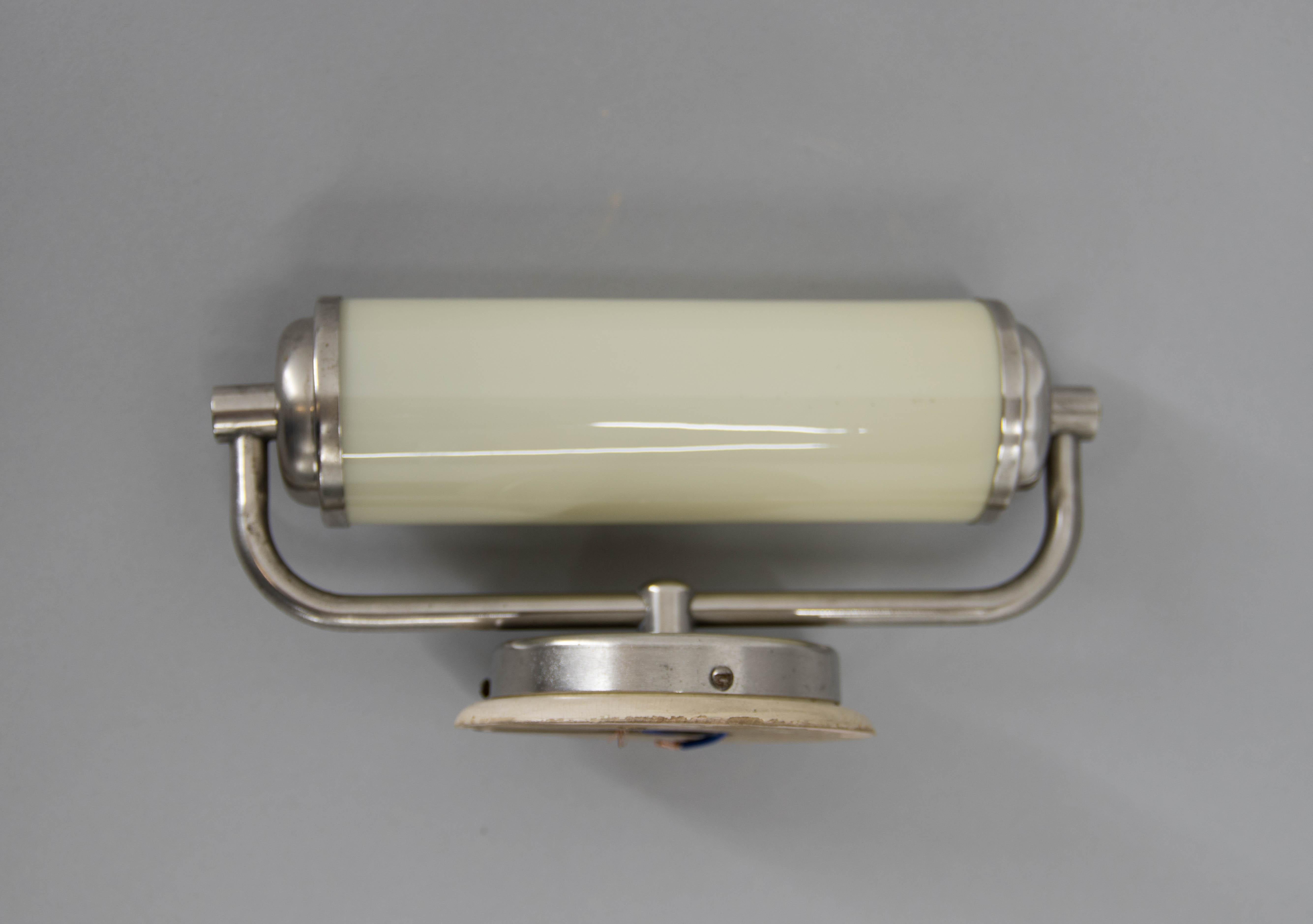 Art Deco or Bauhaus Nickel-plated Wall Lamp, 1930s For Sale 3