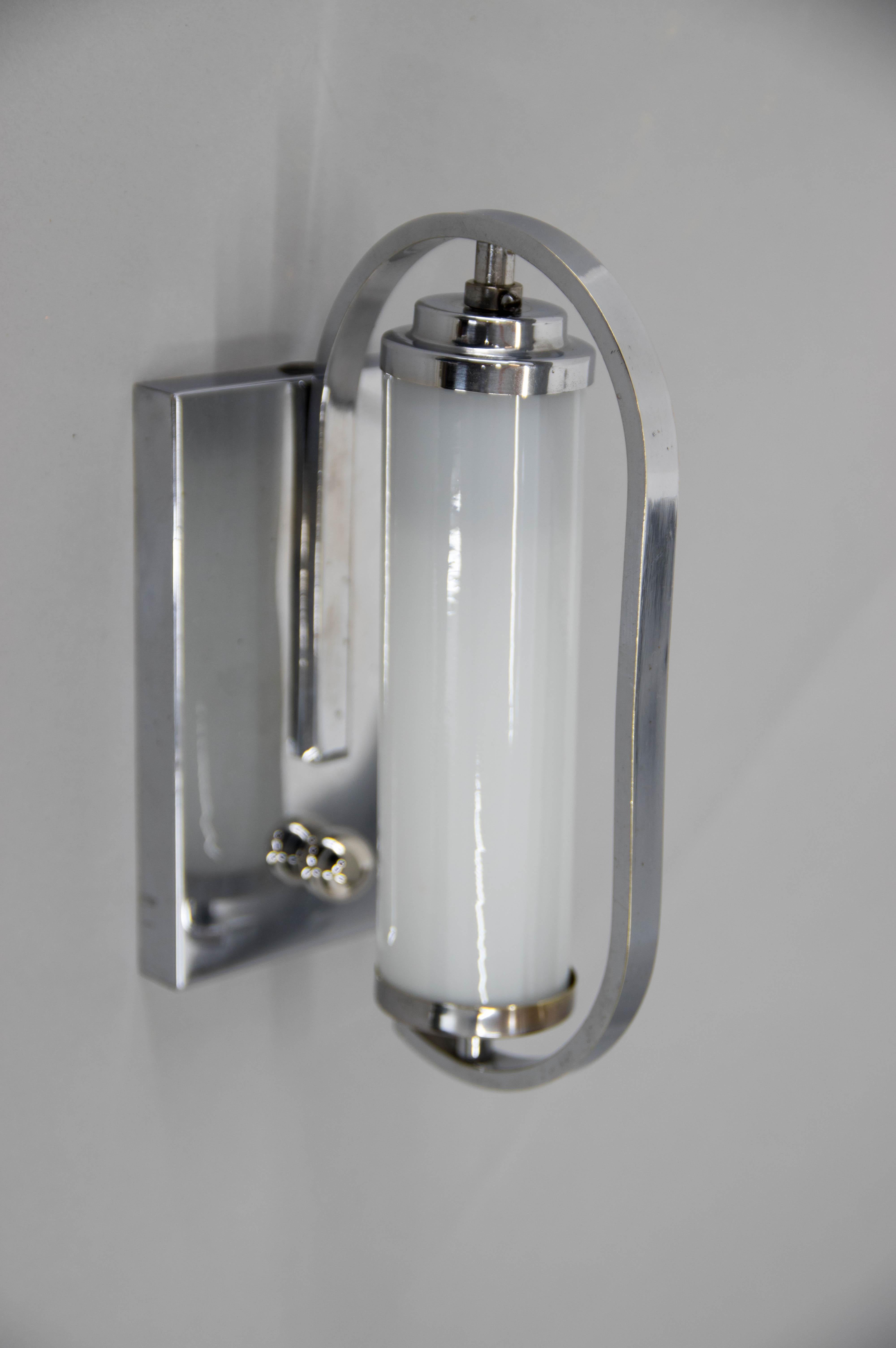 Art Deco or Bauhaus Wall Lamp, 1930s 1