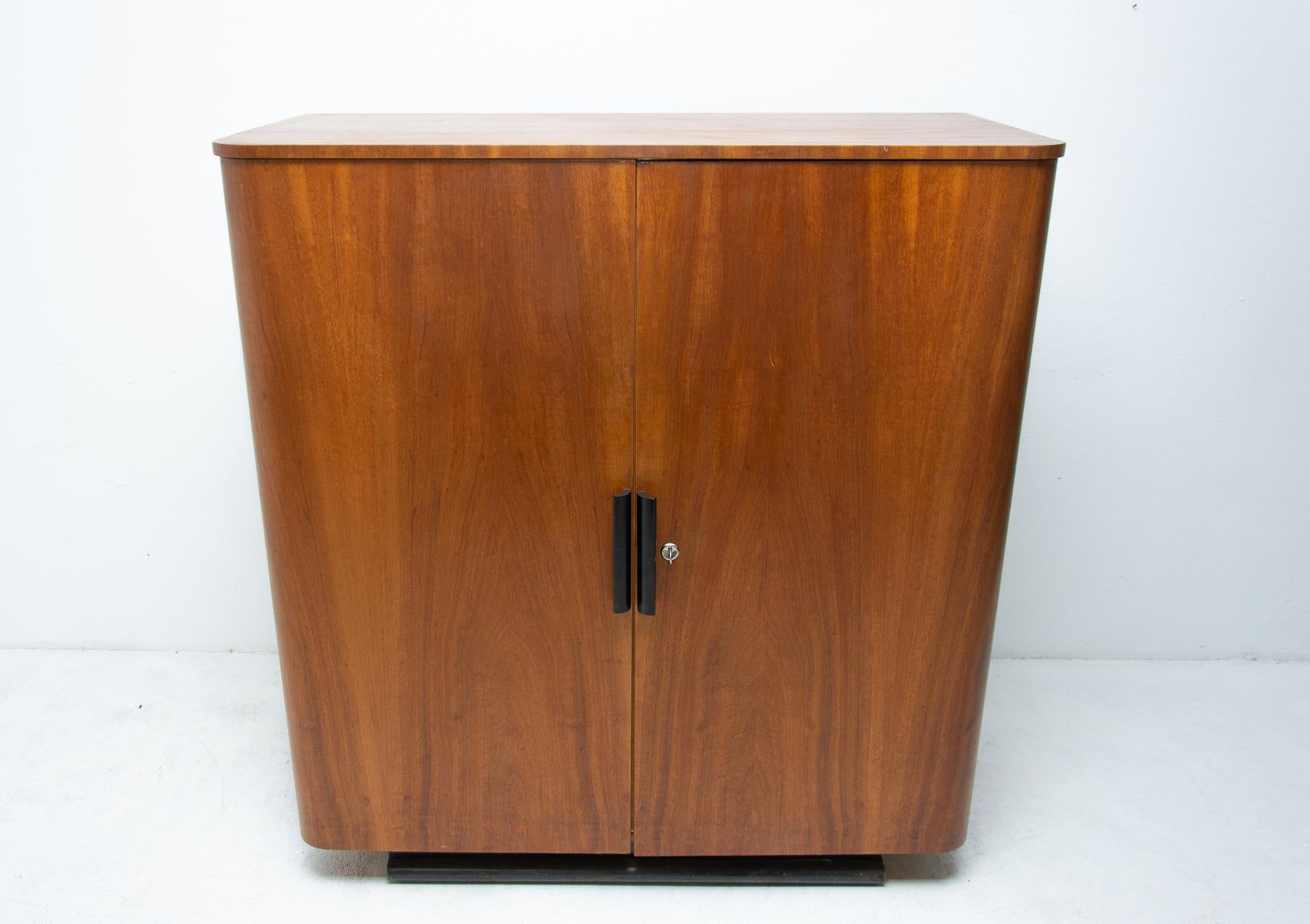 Bauhaus Art Deco or Functionalist Cabinet Designed by Jindřich Halabala for UP Závody