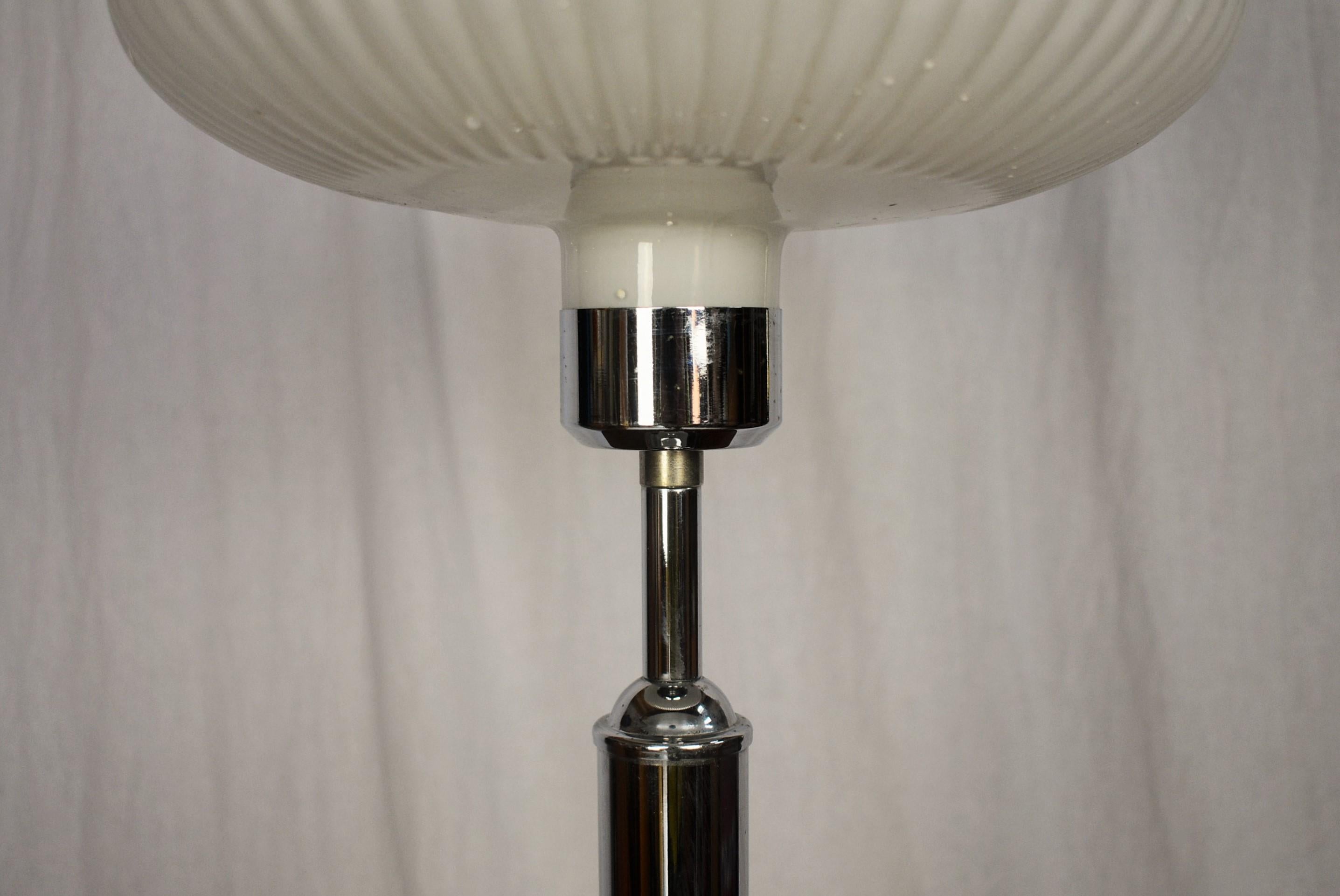 Early 20th Century Art Deco or Functionalist Nickel-Plated Table Lamp, 1920s For Sale