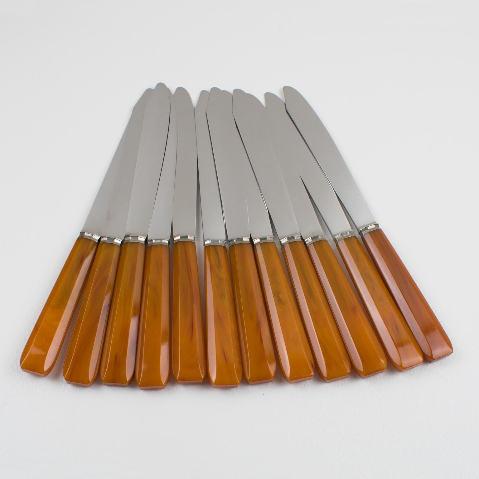 Cuchillos Art Decó de baquelita naranja y acero inoxidable en caja, 24 piezas en venta 2