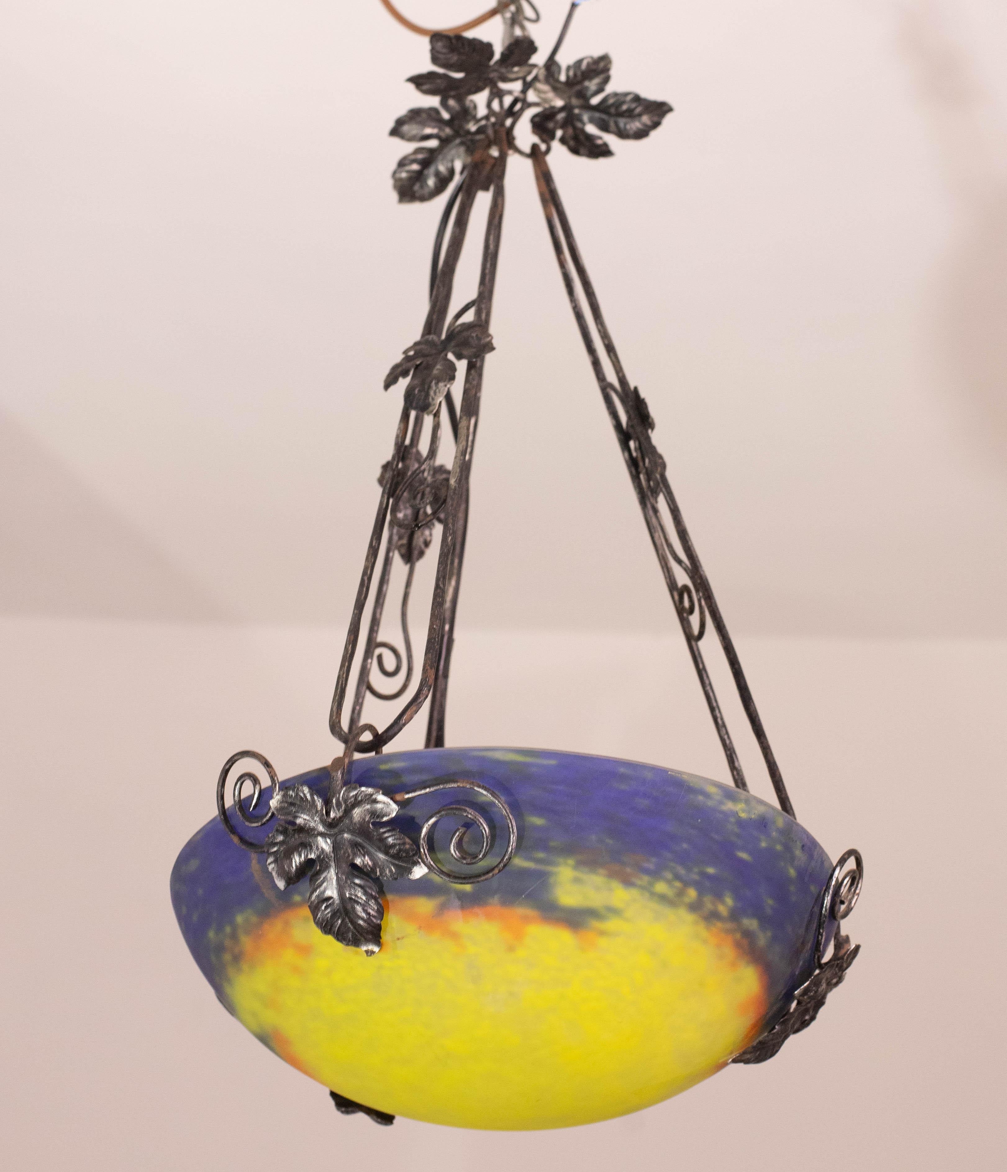 Lámpara colgante Art Déco amarilla de G.V. de Croismare, Muller Frères, Francia, años 20 en venta 3