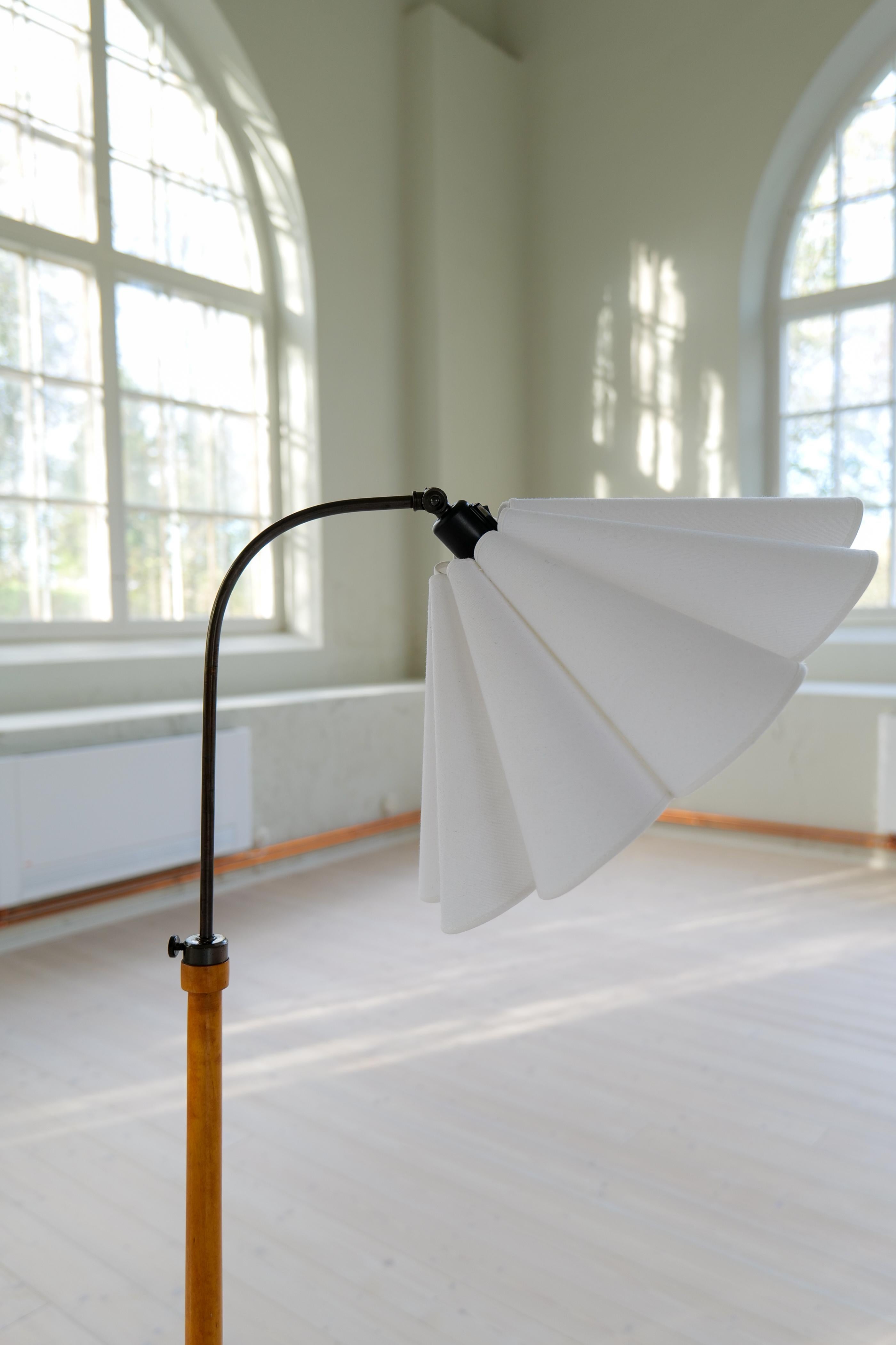 Lampadaire organique Art déco en bouleau teinté de Suède, années 1930 en vente 2