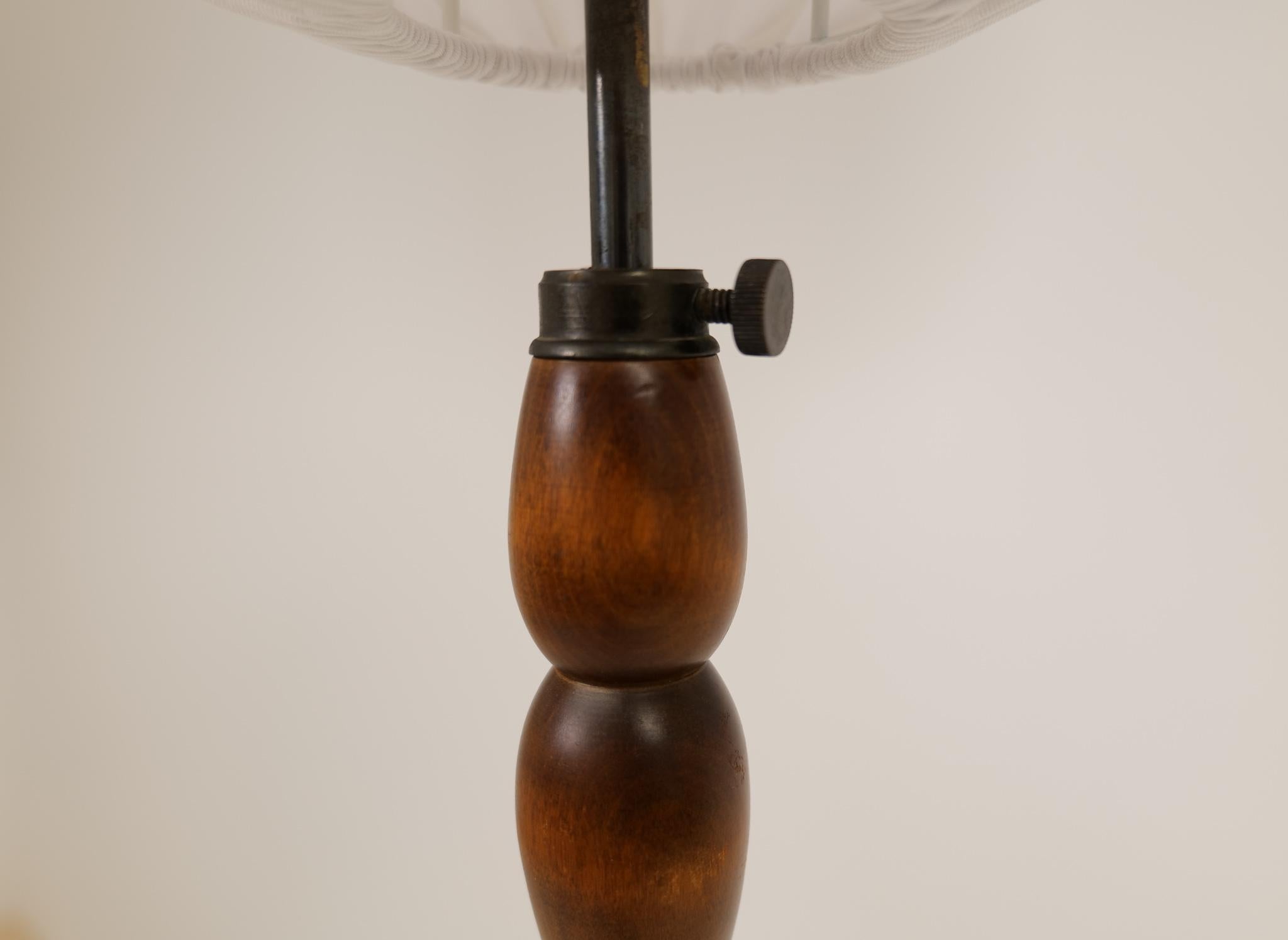 Art Deco Organic Floor Lamp in Stained Birch Sweden, 1930s For Sale 4
